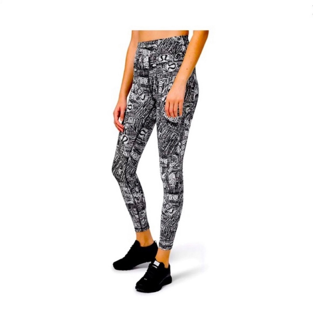 Lululemon black and white Wunder Train 25”L